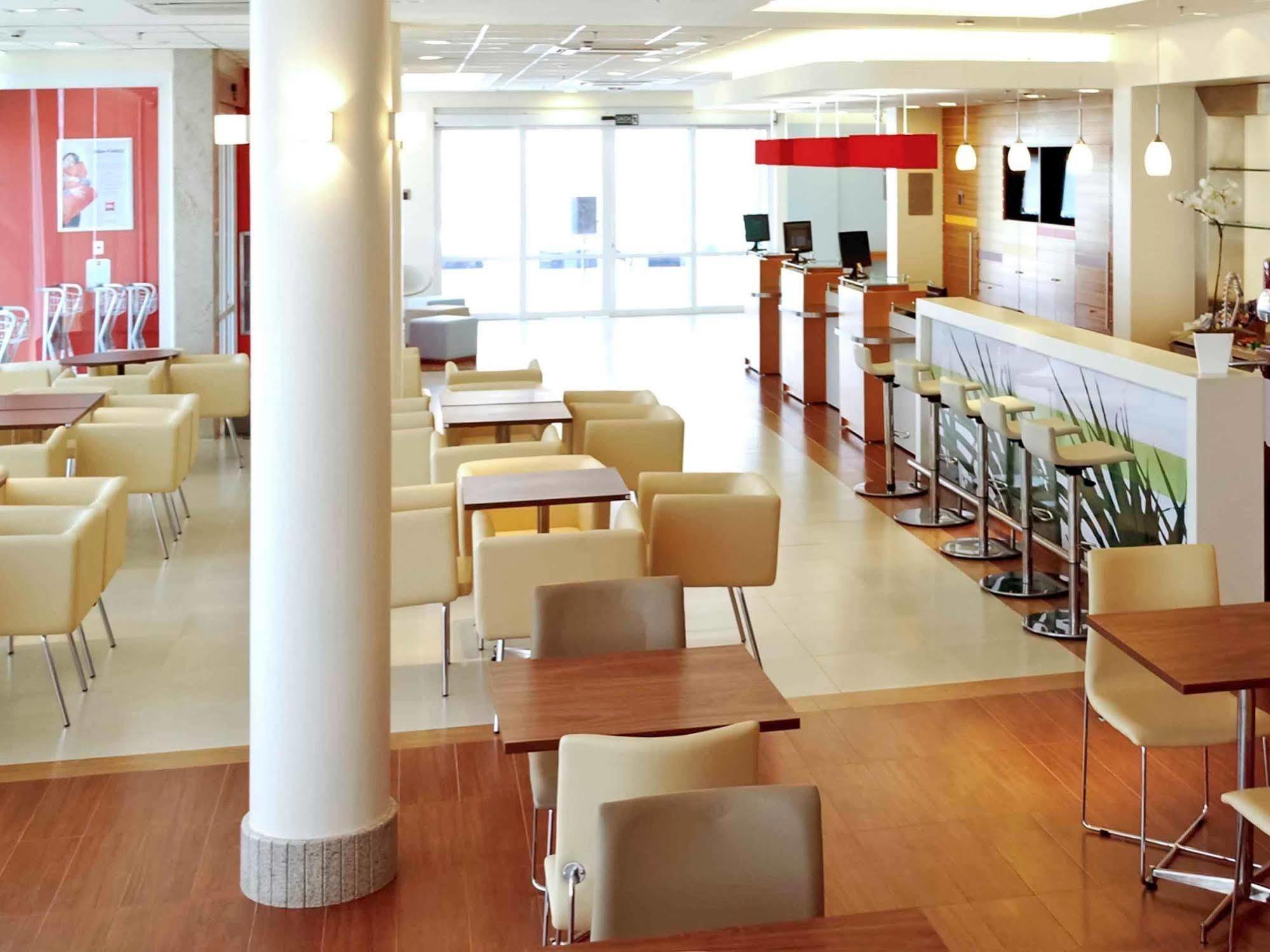 Готель Ibis Itu Plaza Shopping Ресторан фото